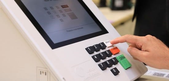 Candidatos têm até 14 de setembro de 2026 para validar dados da urna