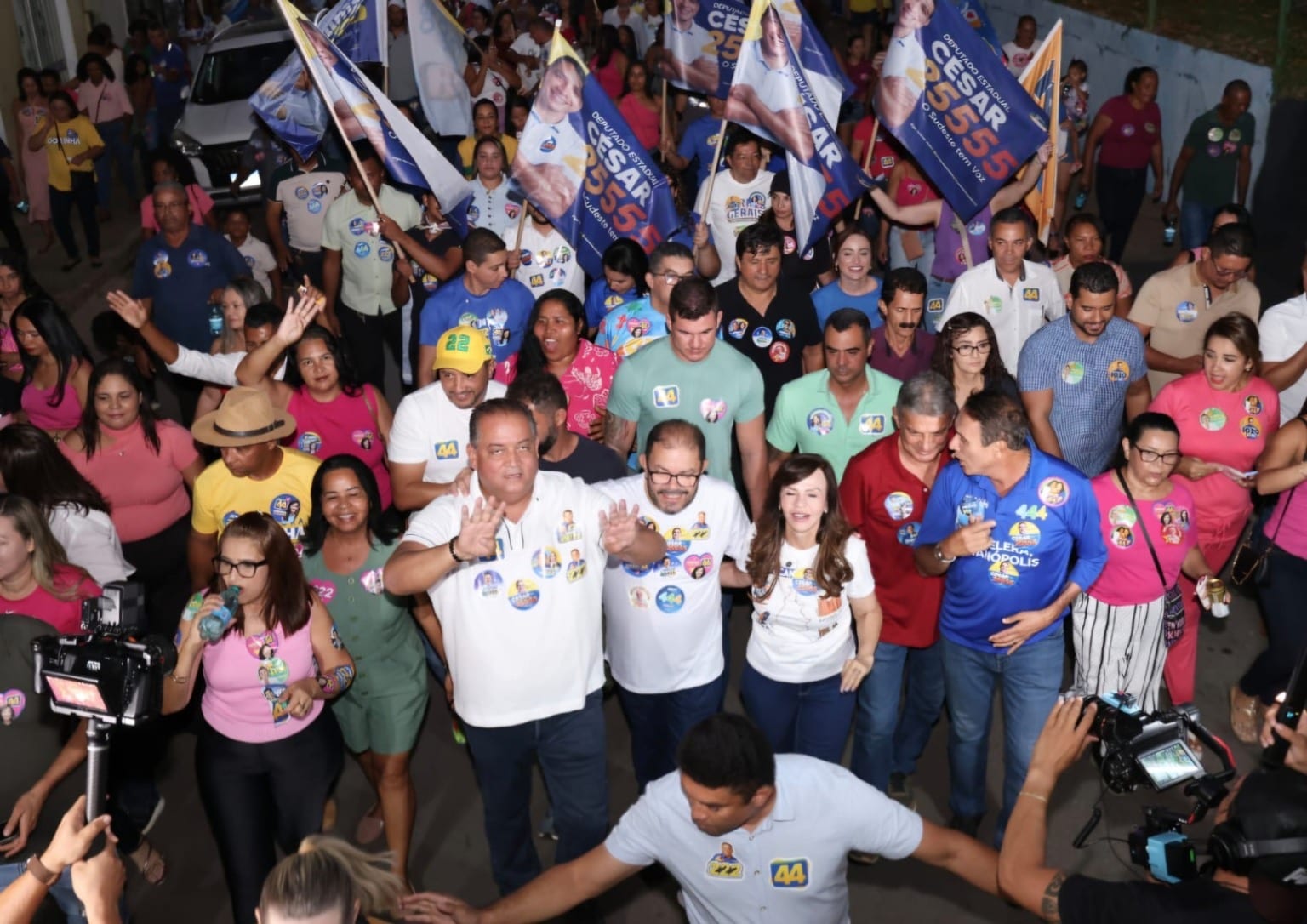 Eduardo Gomes lidera com 18% nas intenções para o Senado
