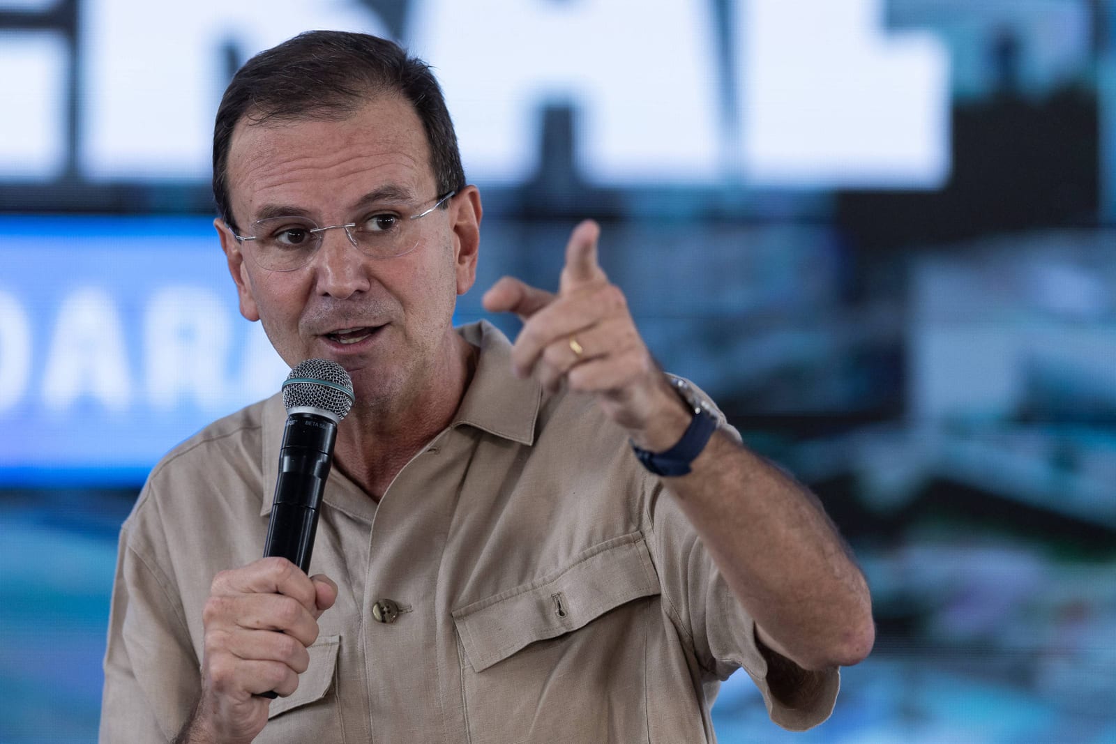Paes renunciou à herança; filhos receberam R$ 13 mi de parentes