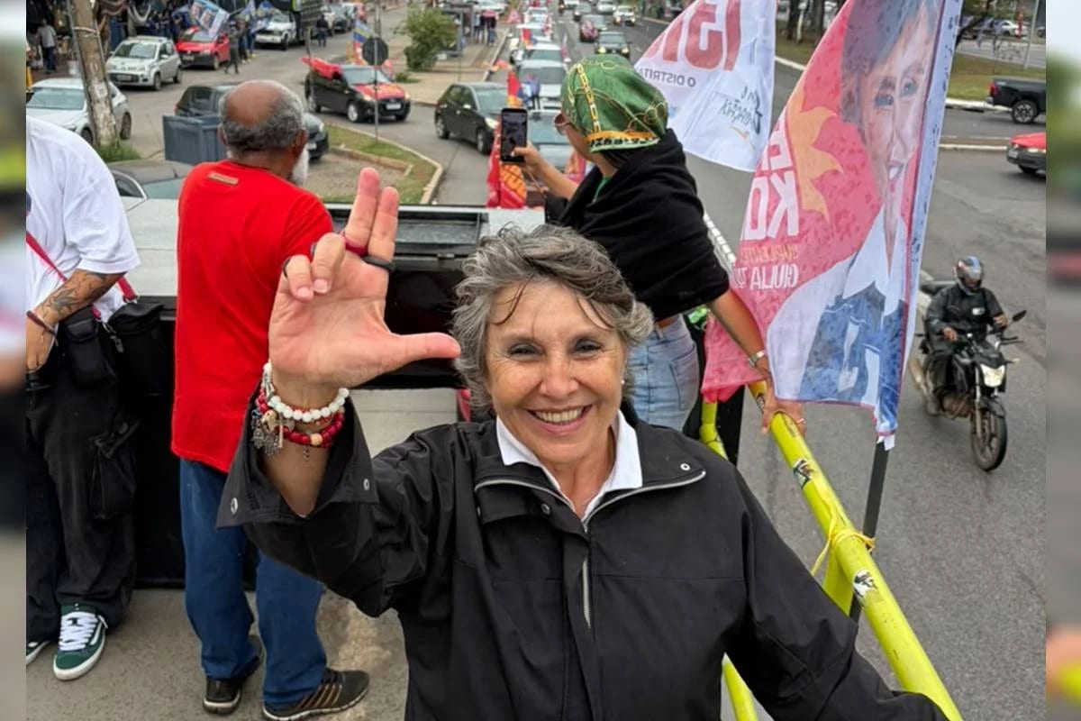 Erika Kokay fez carreata em Ceilândia e Taguatinga na véspera das eleições