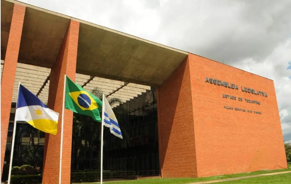 Deputado do Tocantins pode ter até 65 assessores no gabinete; veja os salários