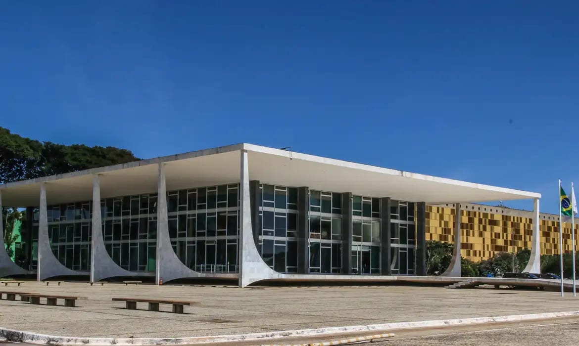 STF libera 25,3 GB de arquivos do caso Master para consulta pública