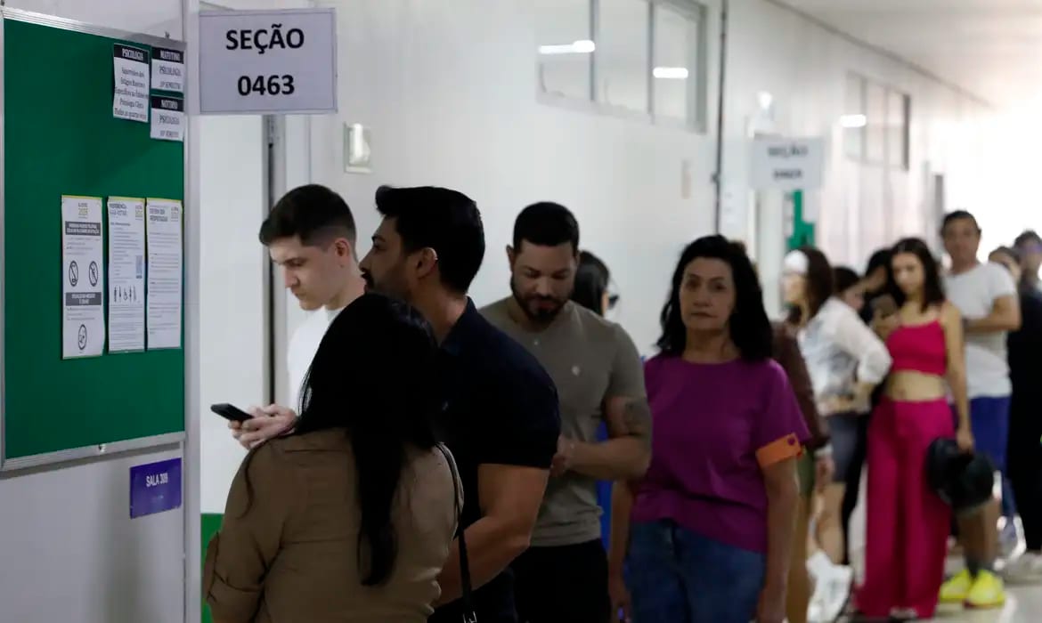 TSE esclarece que dados sobre comparecimento às urnas ainda estão em processamento