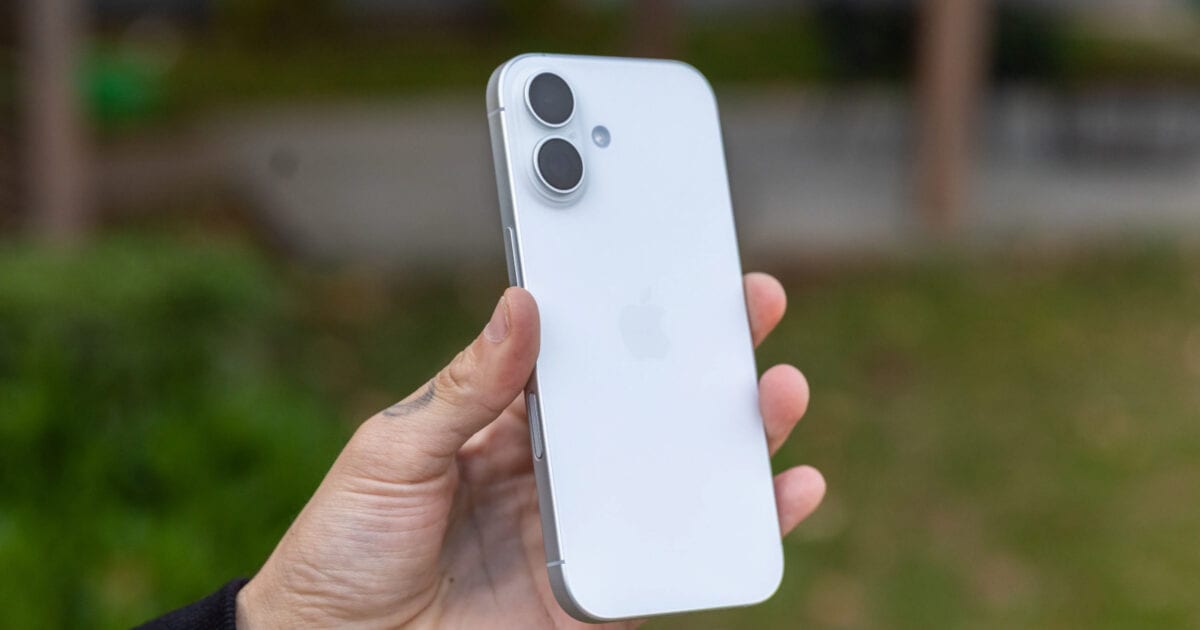 Escassez de chips por IA deve encarecer celulares até 2030