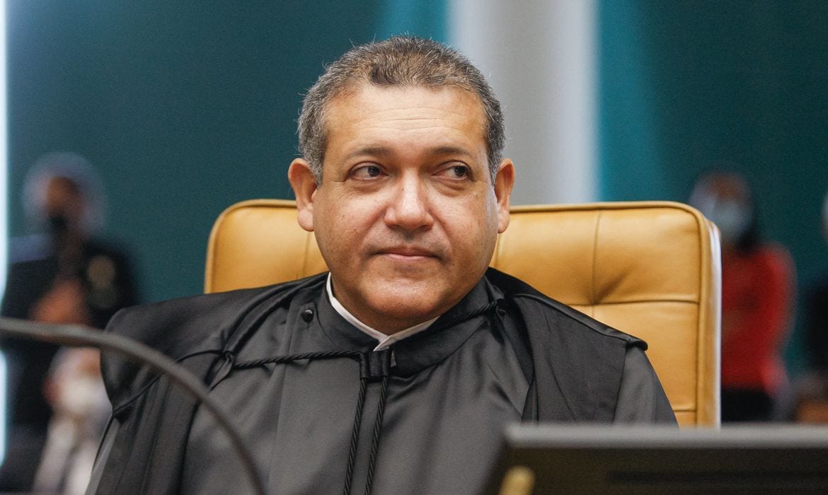 PSOL/Rede passa na cláusula de barreira após TSE aceitar arredondamento de votos