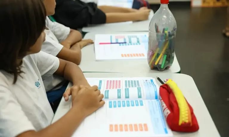 Educação além das médias: justiça social tem que chegar à rede estadual em Minas Gerais
