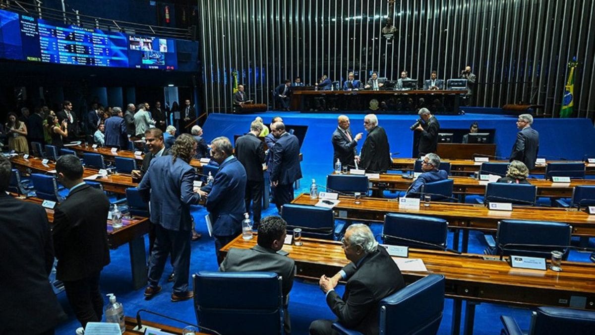 Suplentes podem assumir vagas no Senado a partir de 2027 se titulares vencerem governos