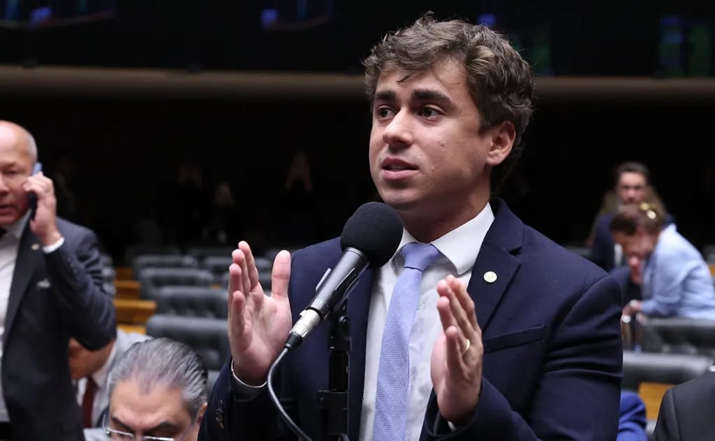 Em áudio, Nikolas Ferreira chama Vorcaro de ‘lindão’ e cobra liberação de ativo, diz site