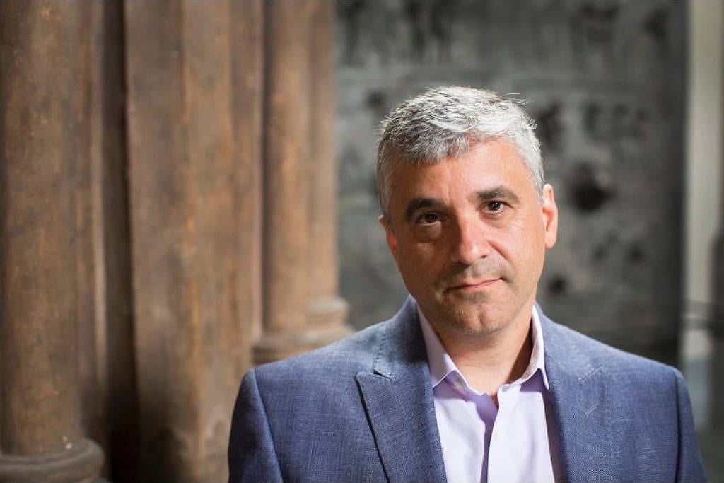 PL é antiliberal, e dianteira de Flávio reflete insatisfação, diz autor de 'Como as Democracias Morrem'