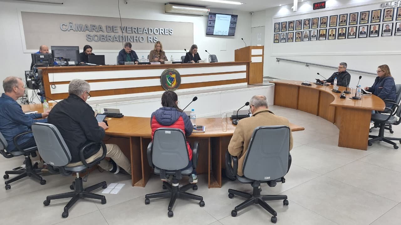 Sobradinho aprova contratação temporária de dois professores