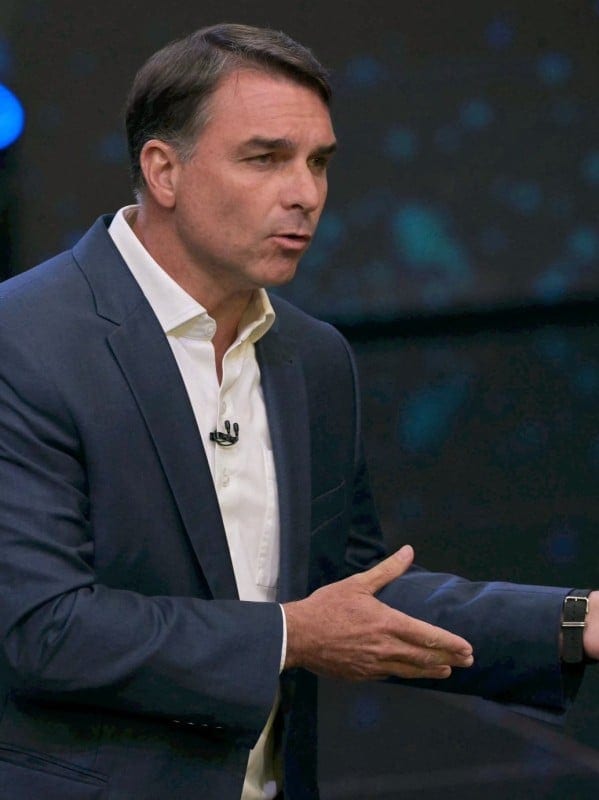 Flávio Bolsonaro promete ressuscitar o Perse e salvar o setor de shows