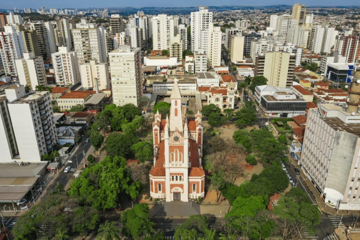 Confira o que abre e fecha em Ribeirão no feriado prolongado