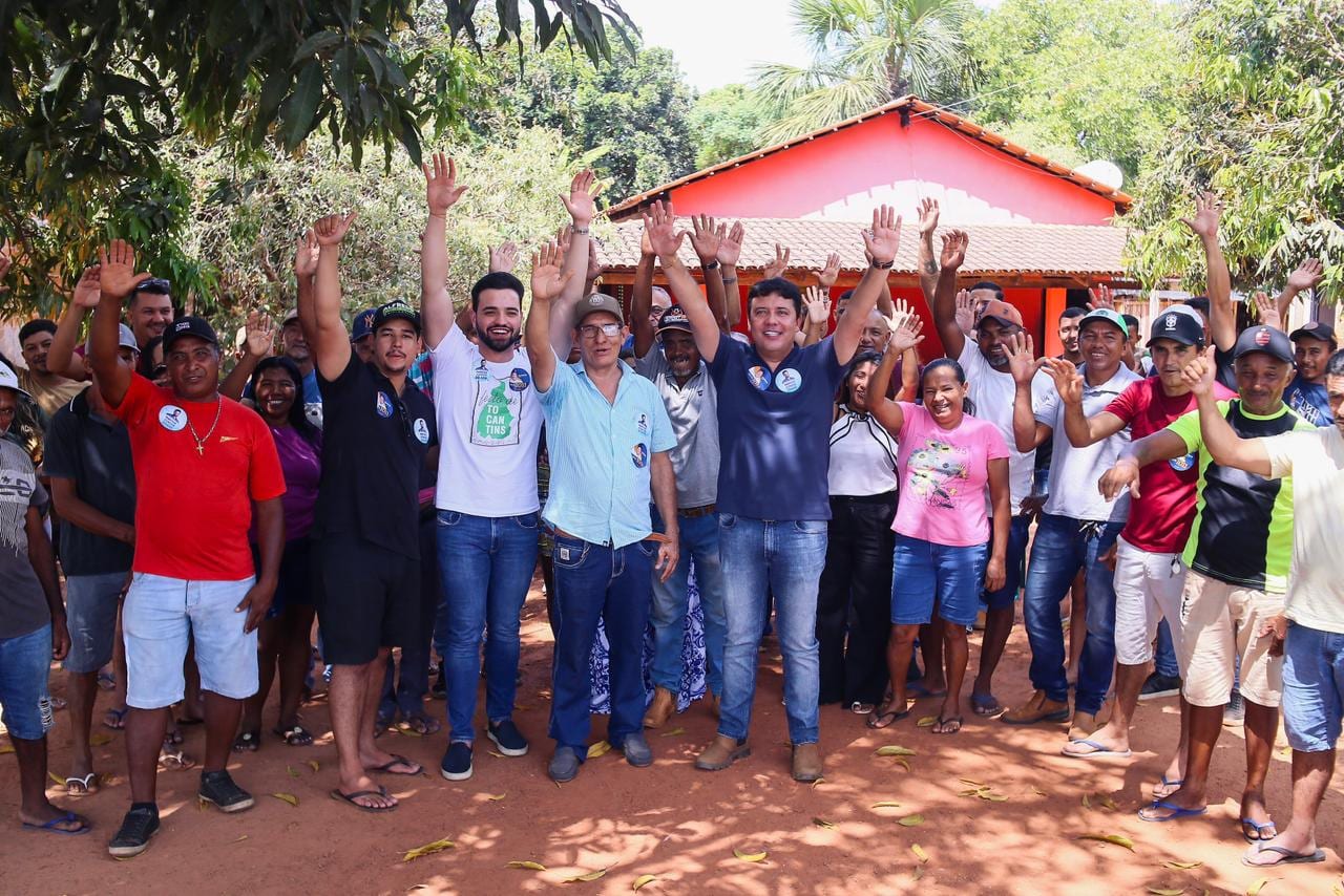 Alfredo Júnior reúne lideranças em Barra do Ouro e participa de adesivaço na região sul de Palmas