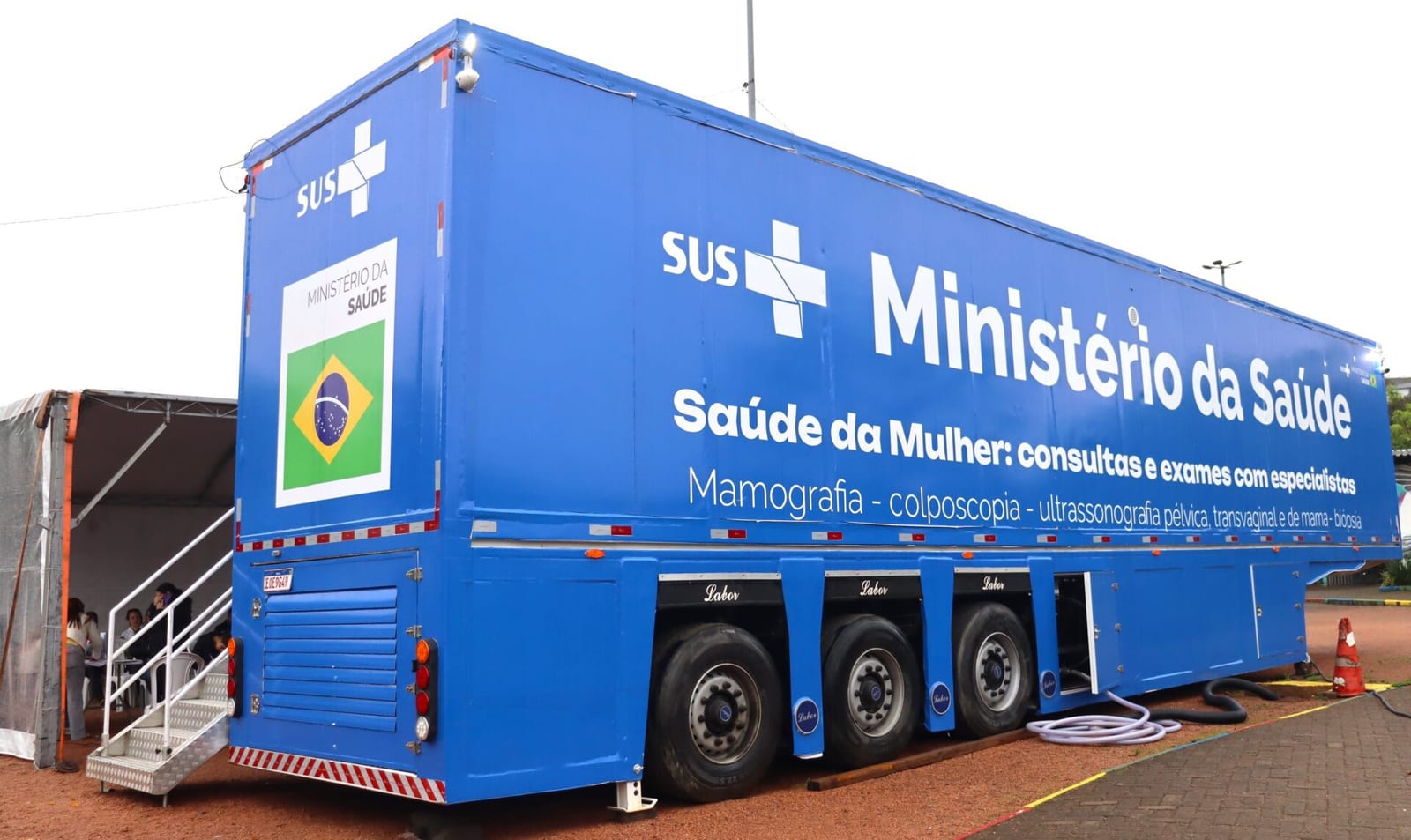 Carreta da Saúde da Mulher inicia atendimentos em Gravataí e prevê 1,5 mil consultas