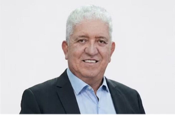 Emanuel Cacho renuncia e declara apoio a Valmir em Sergipe
