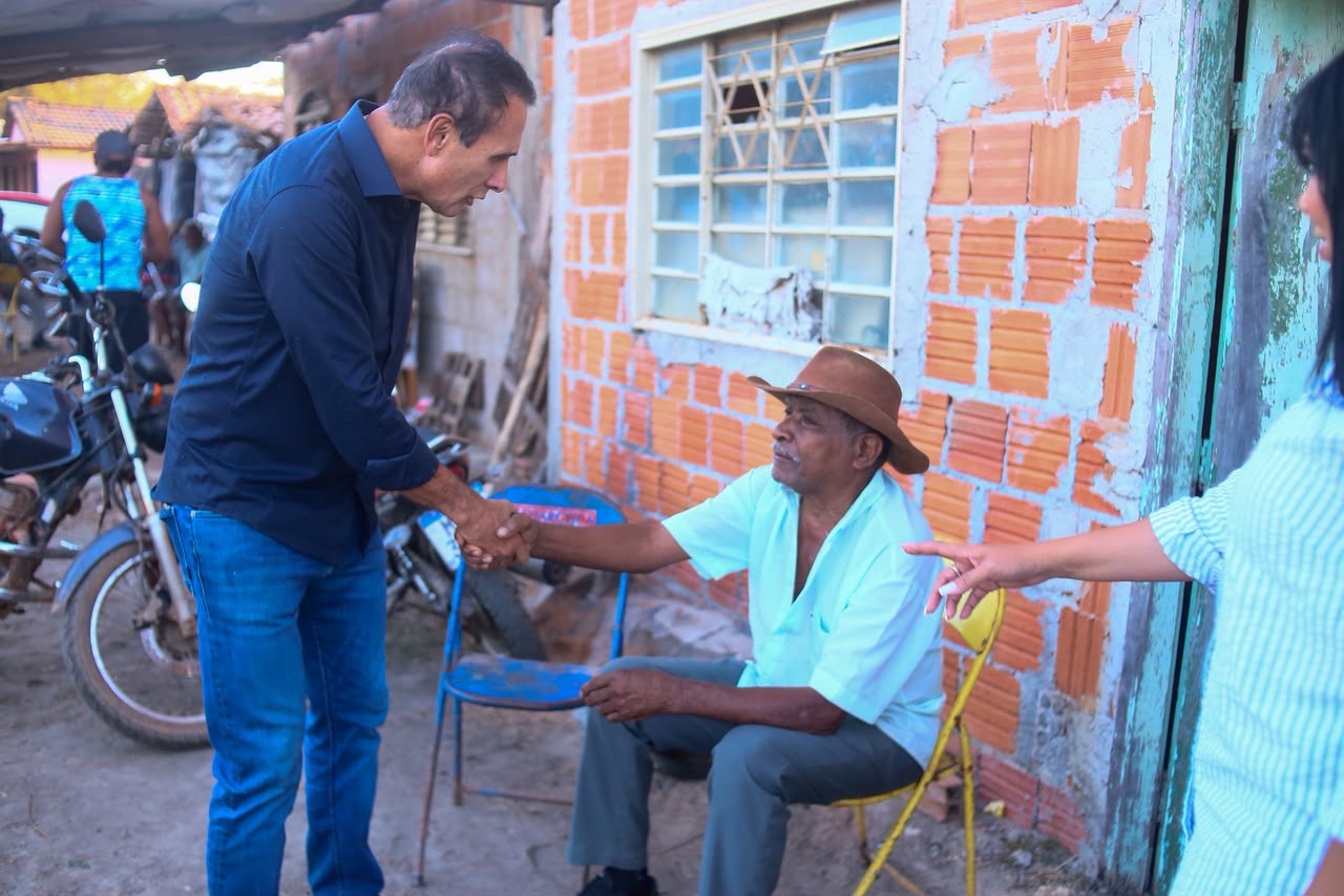 Gaguim visita Sudeste do Tocantins e ouve demandas locais