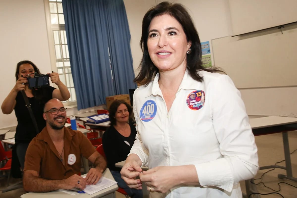 Diplomatas enviam carta a Lula e pedem mulher chanceler; Tebet é favorita