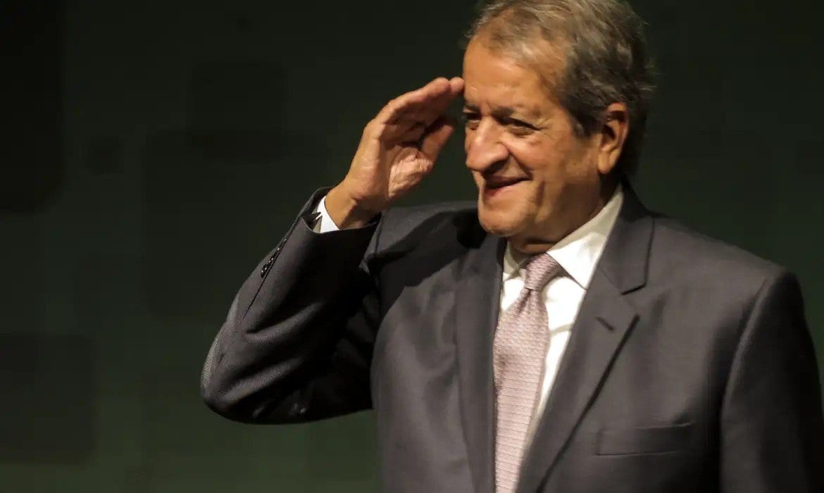 PL reconhece vitória de Lula, mas cobra explicação sobre gastos “eleitoreiros”; Flávio desiste de pedir anulação e apost