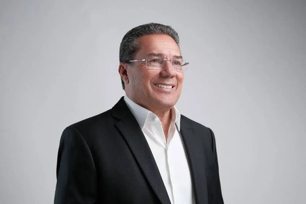 Entorno de Luxemburgo aponta obstáculos para retorno ao Corinthians neste momento