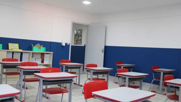 Câmara de Assis aprova R$ 616.584,50 para escolas municipais