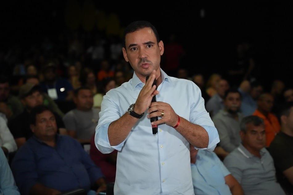 Vicentinho pede urgência na obra da ponte e reforça compromisso com a TO-010