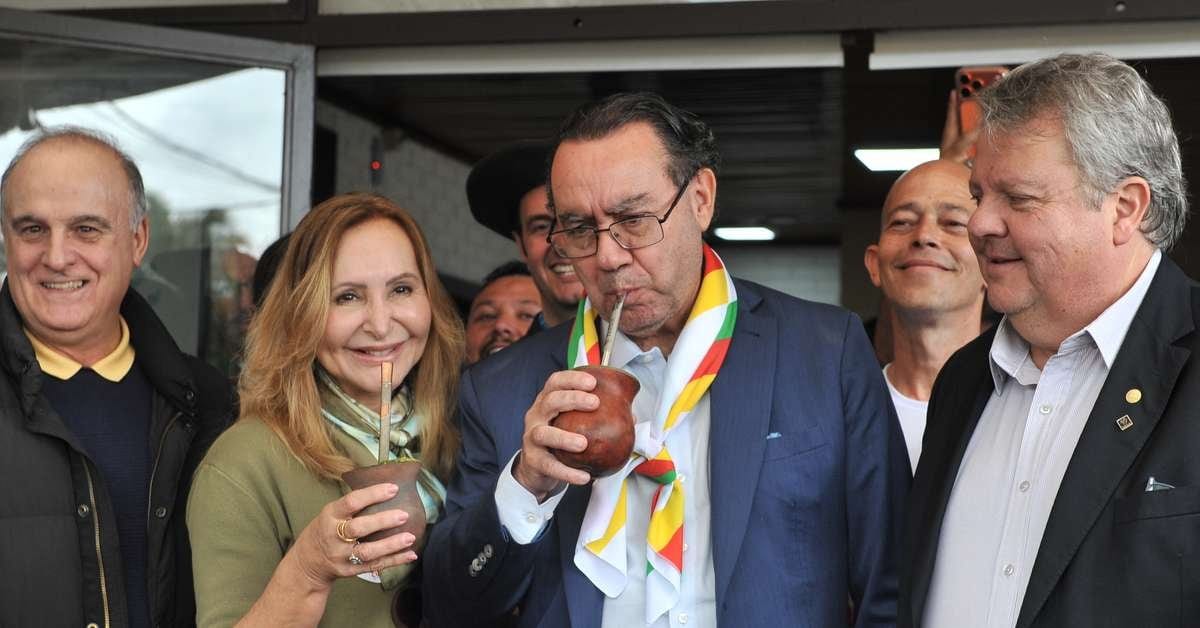 Augusto Cury exalta agronegócio e propõe pacificação nacional na Expointer