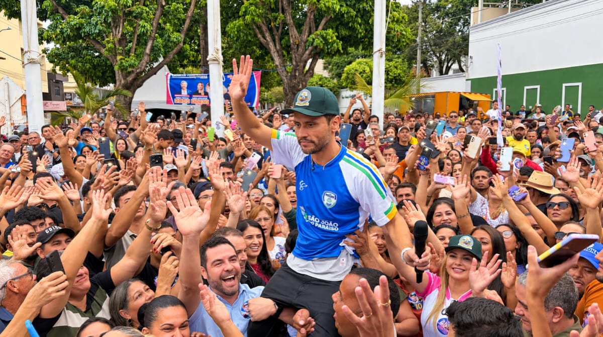 Cleitinho se empenhou o suficiente na campanha de Flávio Bolsonaro?