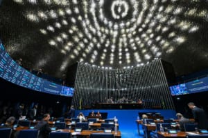 Com 45 senadores em 2027, bolsonarismo se aproxima de impeachment de ministros