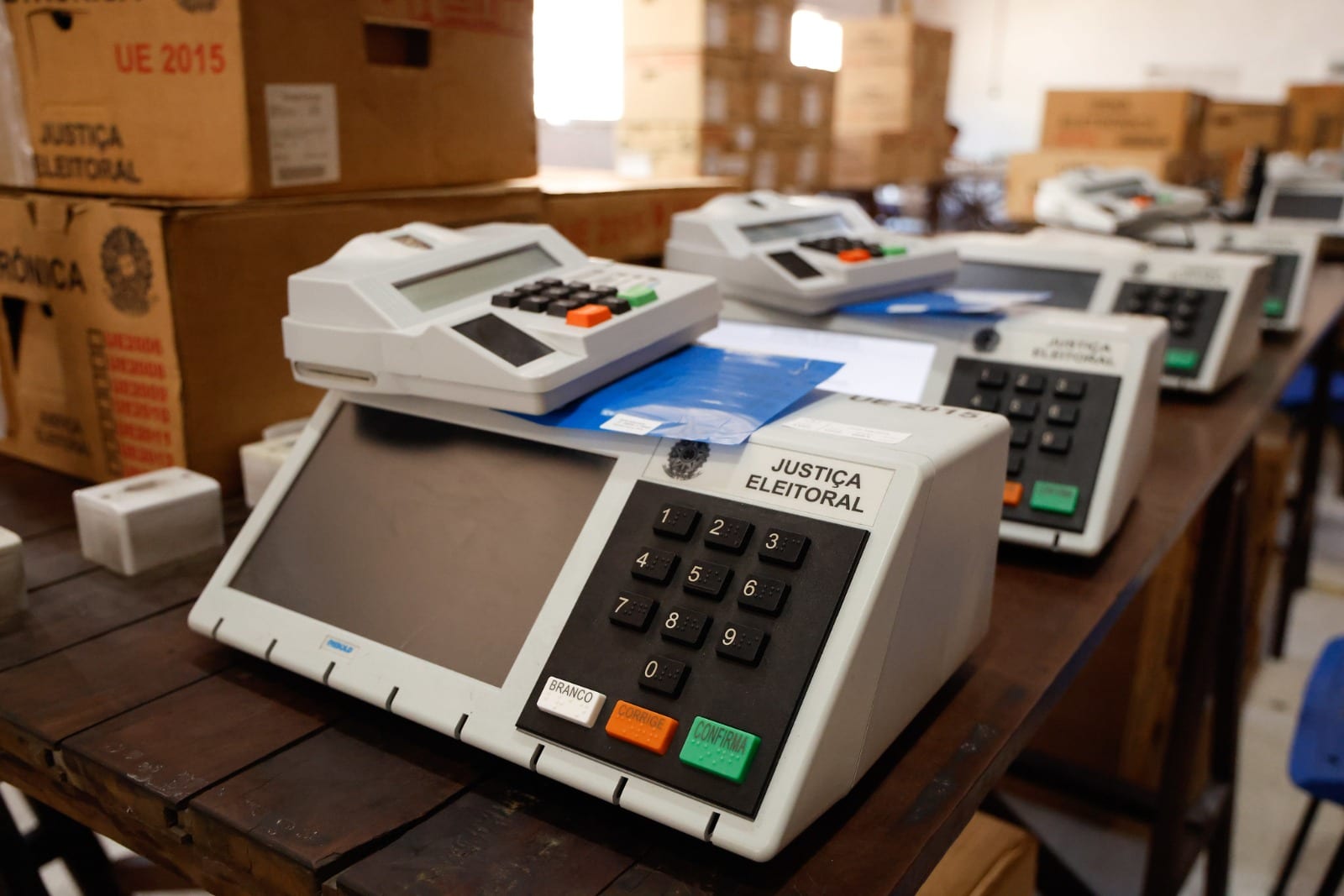 Justiça Eleitoral começa a preparar urnas em Campinas para 2º turno presidencial