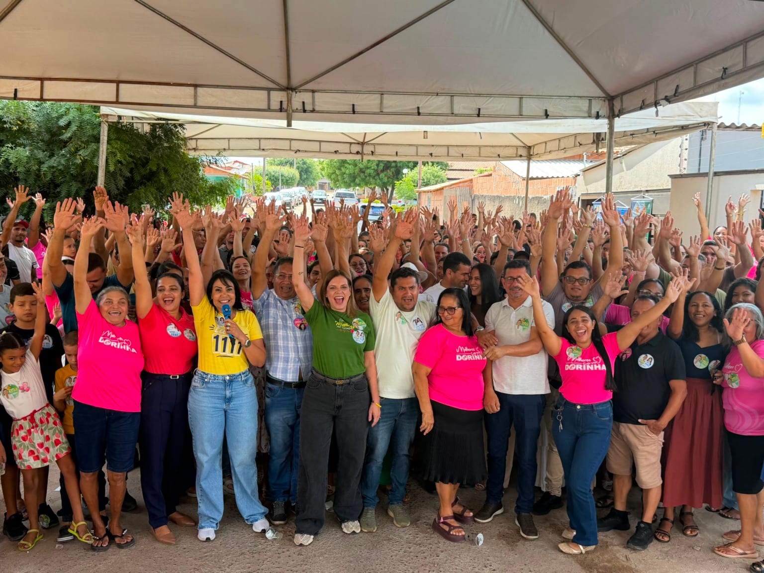 Janad Valcari mobiliza mulheres em Praia Norte rumo à Câmara Federal