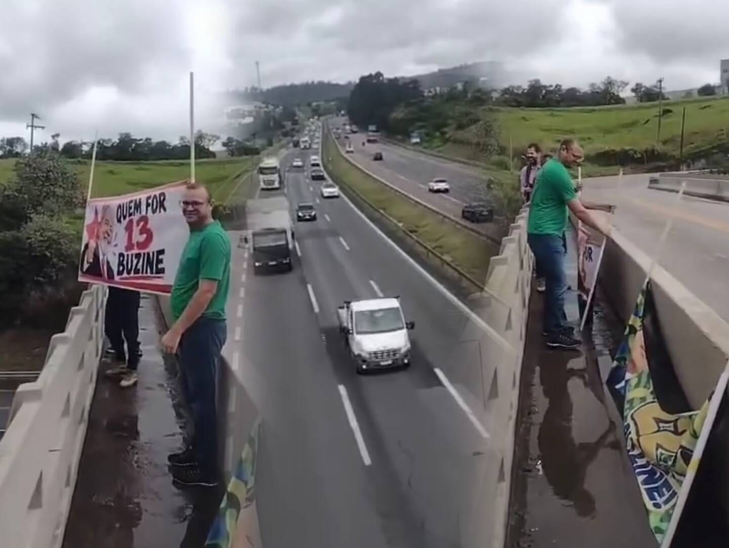 Lula ou Flávio? Vídeo registra reação de motoristas a pedido para buzinar