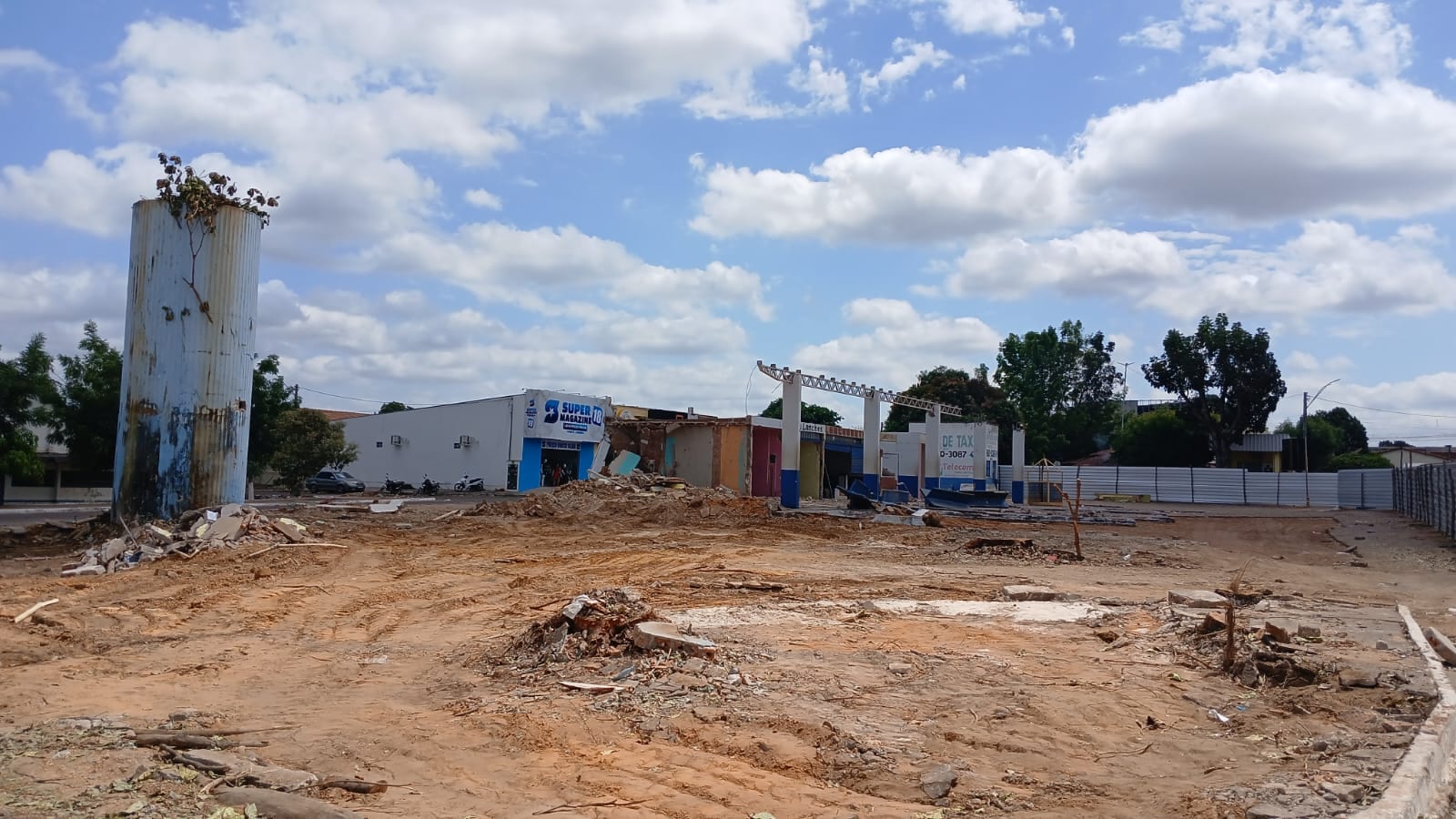Com R$ 2,9 milhões de Dorinha, começa a nova rodoviária de Araguatins
