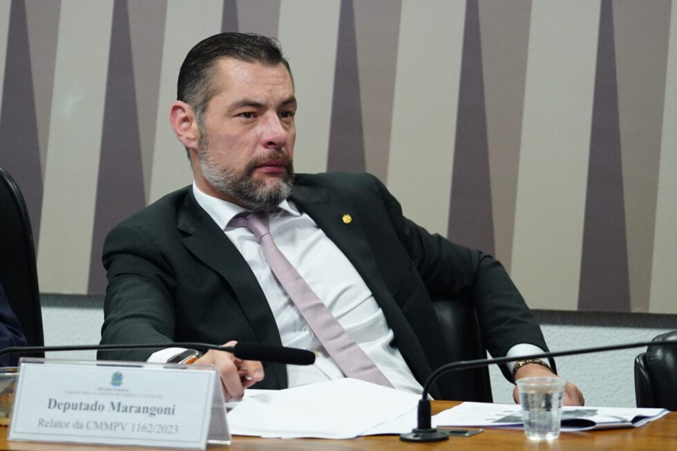 Marangoni pode continuar como deputado federal, se Flávio Bolsonaro se eleger presidente