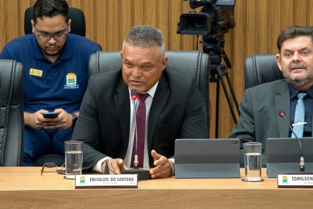 Cemitério de Azinópolis: vereador Emivaldo do Santana pede solução urgente para evitar colapso no sepultamento do povoad