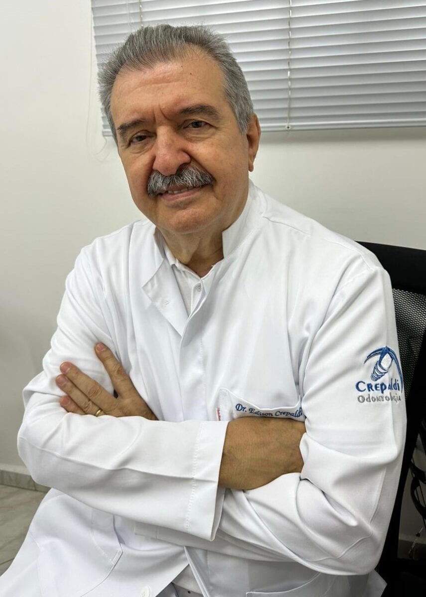 DENTISTAS: AQUELES QUE NOS FAZEM SORRIR COM A ALMA