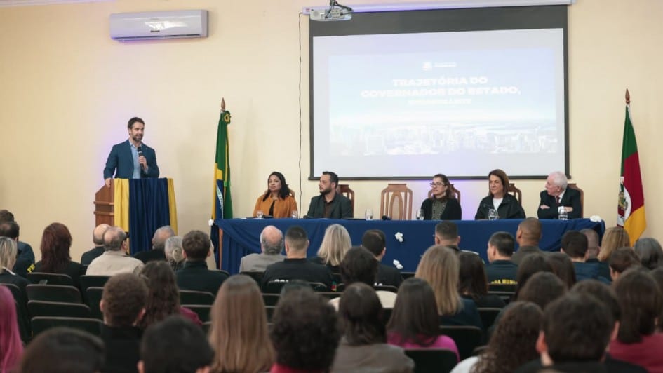 Em retorno à Faculdade de Direito da UFPel, Leite destaca papel da formação jurídica na transformação da sociedade