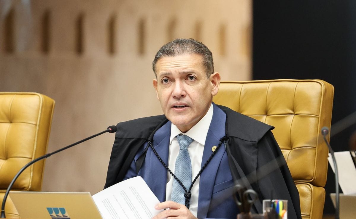Nunes Marques avalia usar liminar para soltar Jair Bolsonaro após segundo turno; entenda