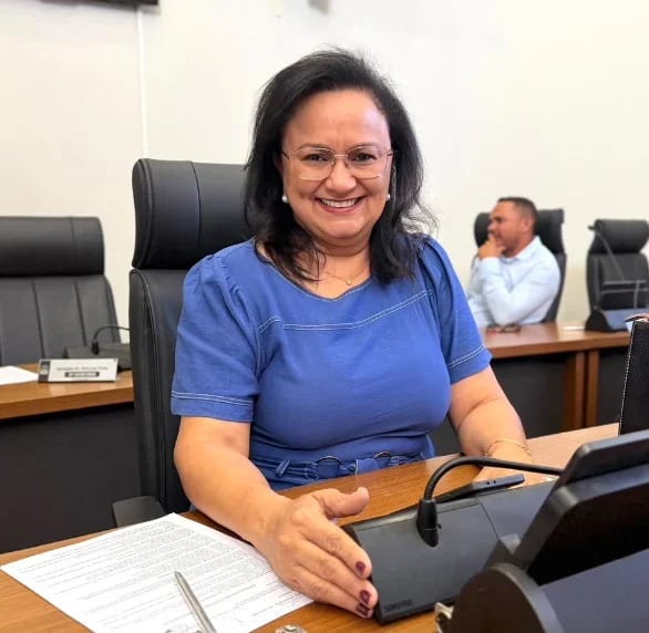 Iolanda Castro solicita quadra de vôlei e melhorias na 1306 Sul