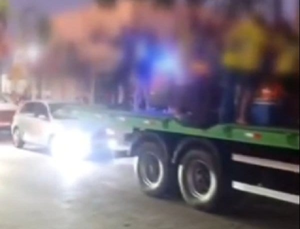 Filho de empresário morre ao cair de caminhão durante carreata em apoio a Flávio Bolsonaro em Goiás