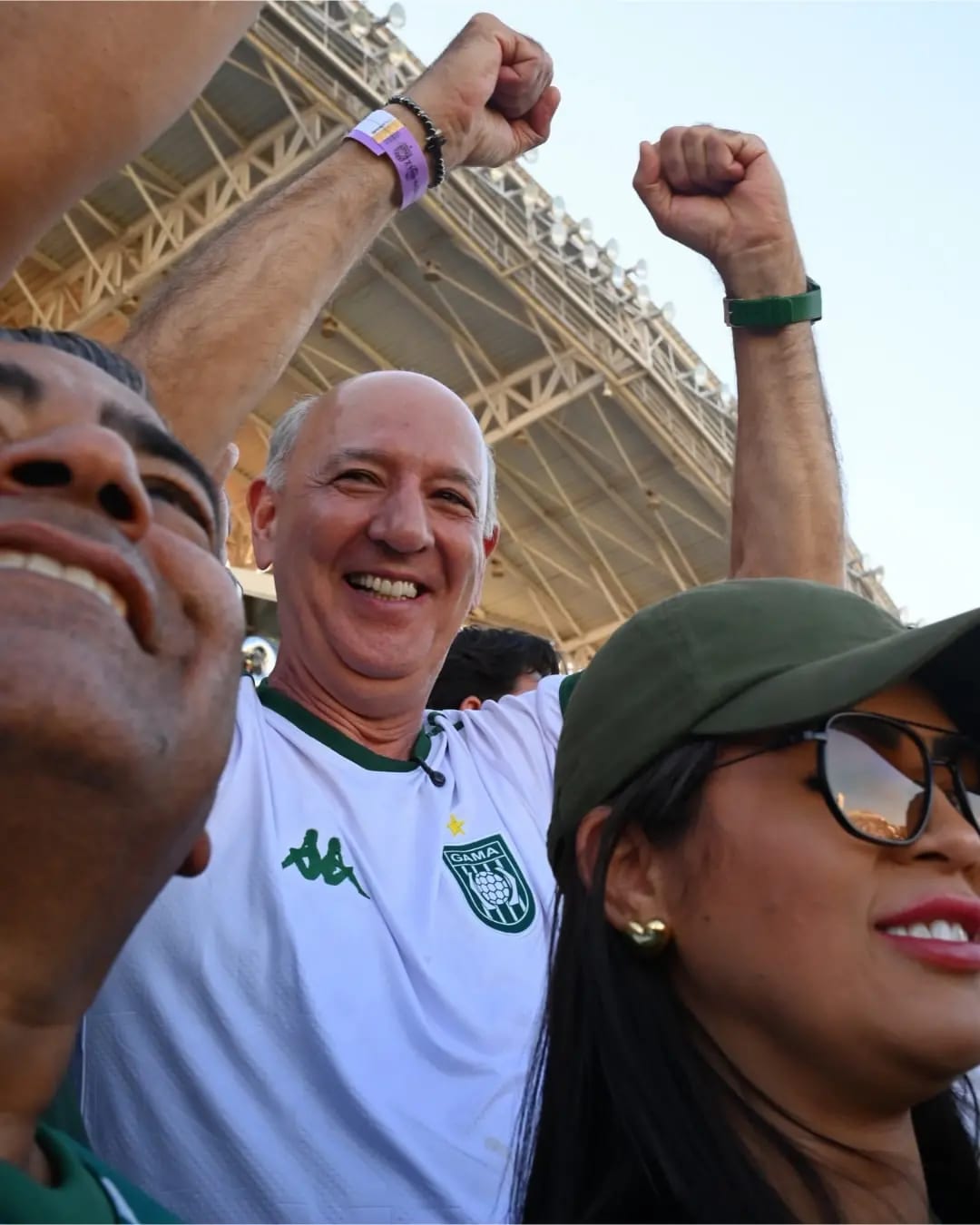 “O Gama é verde, Arruda é verde”, diz Arruda no 1º dia de campanha