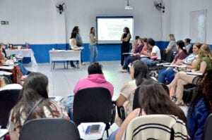 Mais de 110 professores concluem formação voltada à leitura e à escrita na Educação Infantil