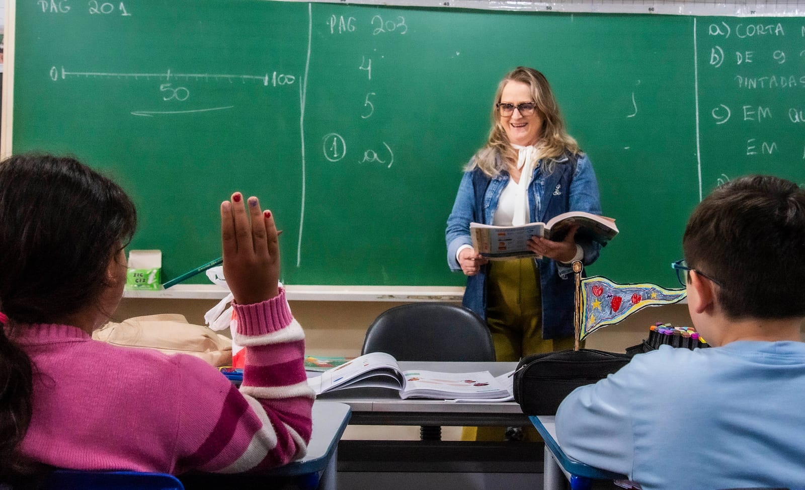 Rede municipal de Curitiba deixará de ofertar turmas do 6º ao 9º ano do Ensino Fundamental; veja perguntas e respostas