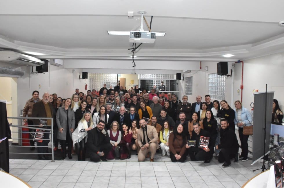 4ª Semana do Corretor de Imóveis reúne profissionais em noite de integração