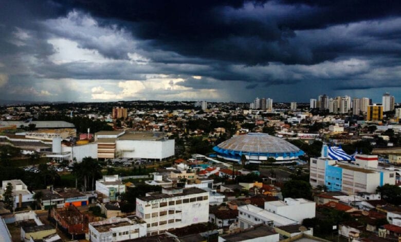 Goiás entra em alerta para tempestades e ventos fortes neste fim de semana