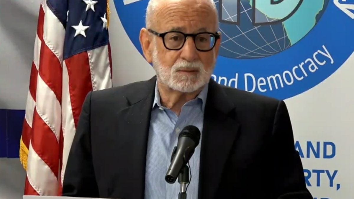 Ex-assessor de Clinton diz que Trump ajuda Lula a se reeleger