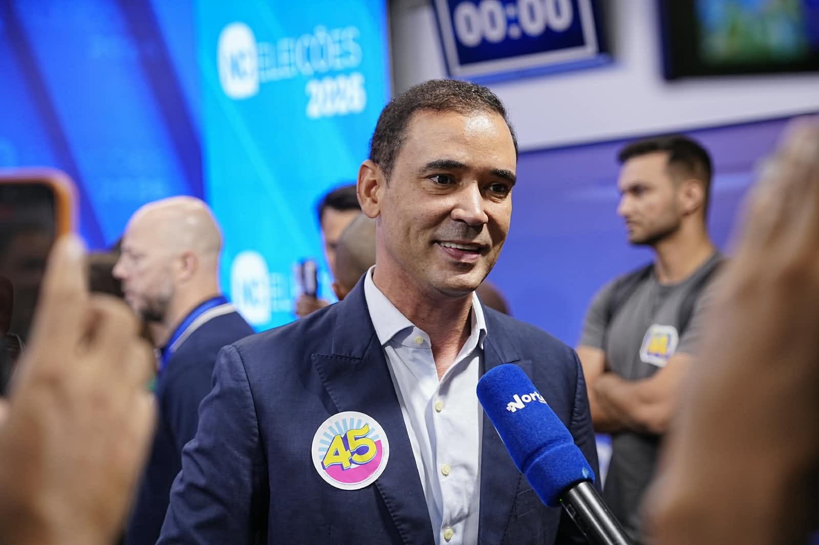 Vicentinho Júnior nega agressão à ex-companheira e afirma que laudo apresentado pela campanha da adversária é falso