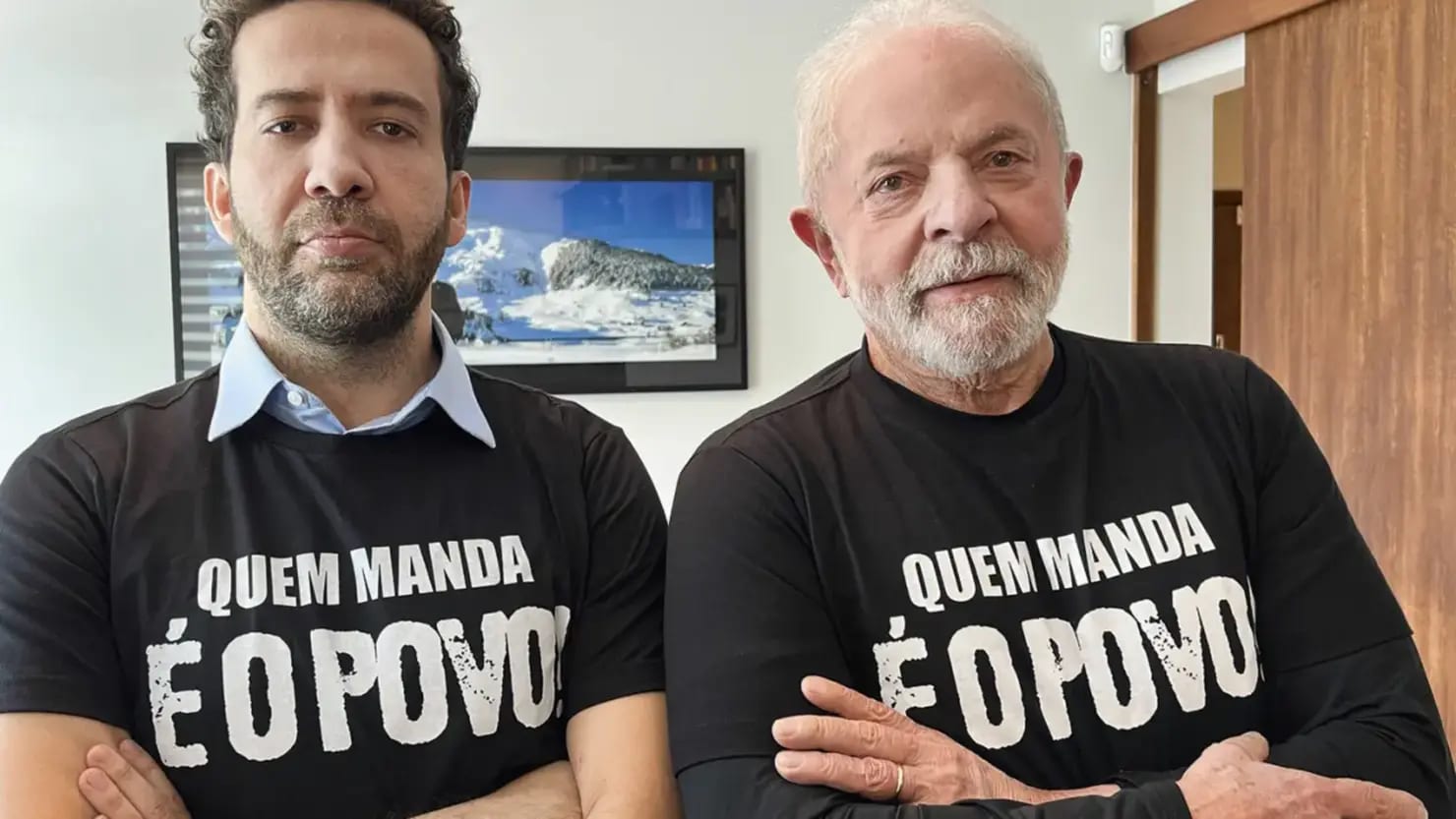 "Exército do Lula" de Janones é registrado no TSE e volta a funcionar
