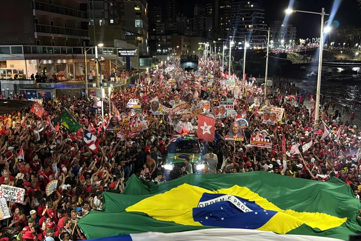 Lula diz estar preocupado com crise e politização do STF em Salvador
