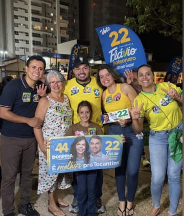 LUCAS CAMPELO E WAGNER RODRIGUES RECEBEM ATOS GOMES EM MEGA ADESIVAÇO EM ARAGUAÍNA