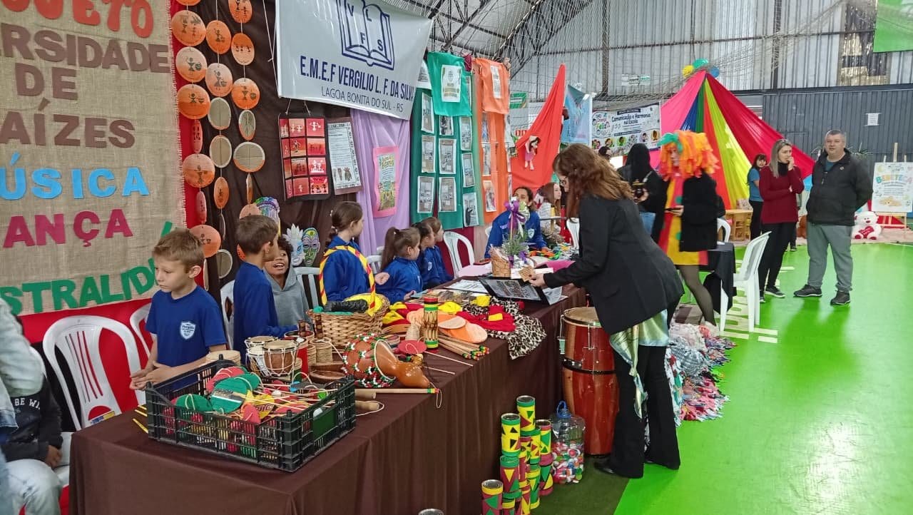Feira do Livro de Lagoa Bonita do Sul segue até sábado no Ginásio Bonitão